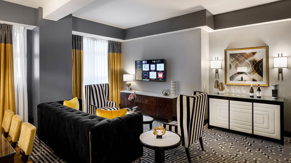 Executive Suite in Hotel Metro Milwaukee, wisconsin 